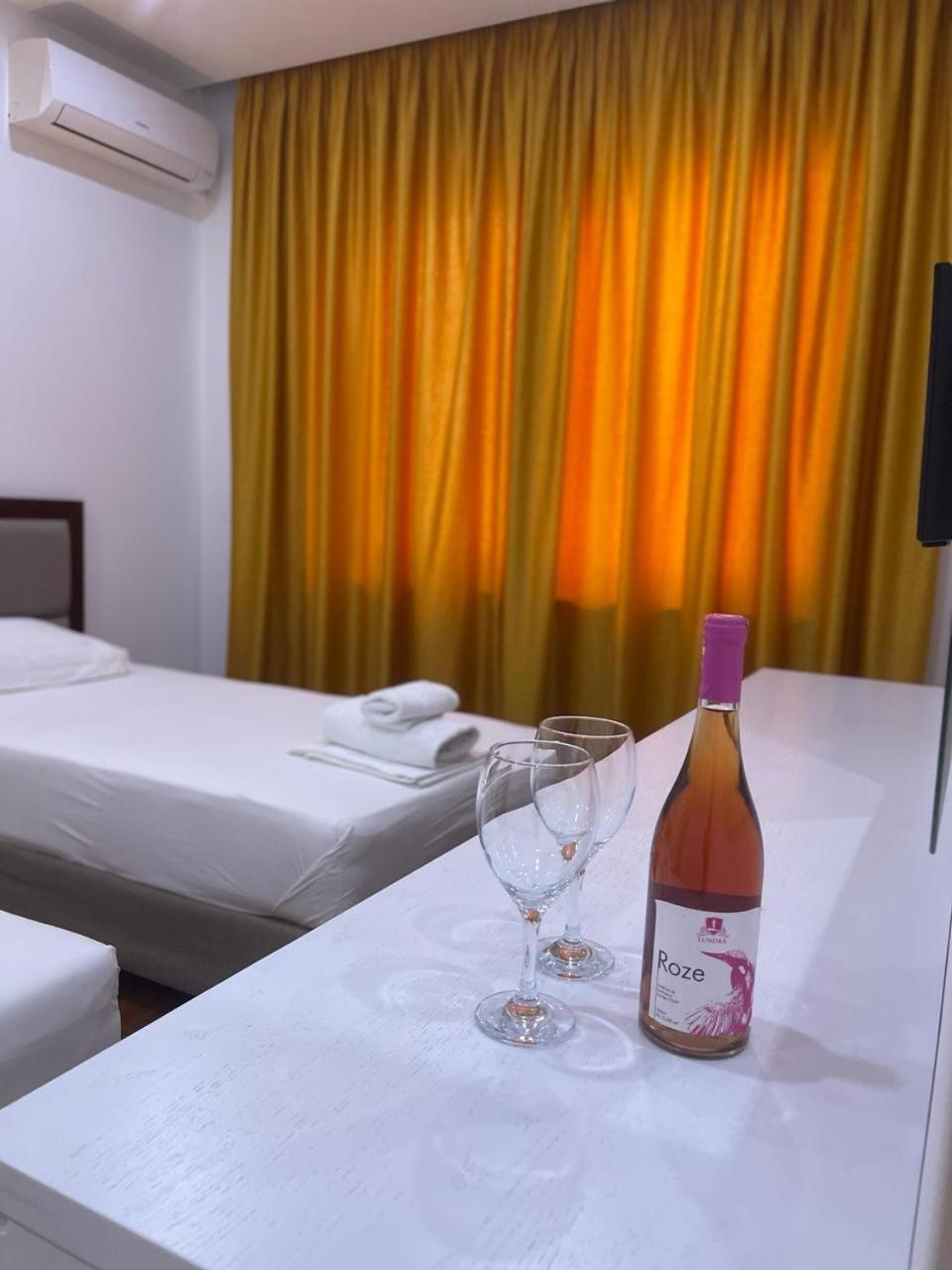 3B Suites Boutique Hotel Sarandë エクステリア 写真